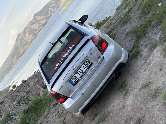 Sahibinden Hyundai Accent Era 1.5 CRDi Team 2011 Model 