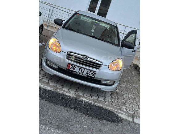 Sahibinden Hyundai Accent Era 1.5 CRDi Team 2011 Model 