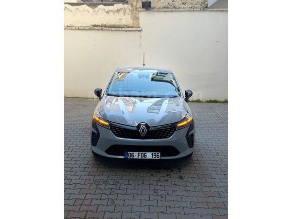 Sahibinden GSR-2  Renault Clio 1.0 TCe Evolution 2024 Model 