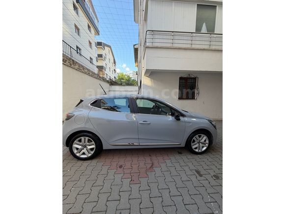 Sahibinden GSR-2  Renault Clio 1.0 TCe Evolution 2024 Model 