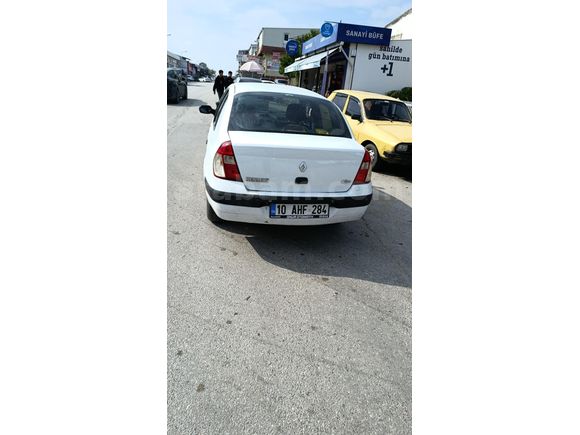 Sahibinden Renault Clio 1.5 dCi Alize 2005 Model  295.000 km Beyaz