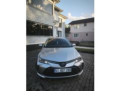 Sahibinden Toyota Corolla 1.8 Hybrid Dream 2020 Model  107.800 km Gri (Gümüş)