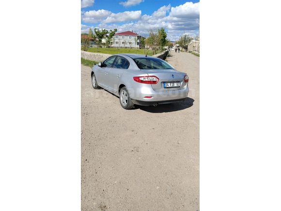 Sahibinden Renault Fluence 1.6 Dynamique 2011 Model
