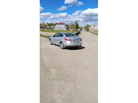 Sahibinden Renault Fluence 1.6 Dynamique 2011 Model