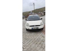 memurdan acil satılık  2005 model temiz bakımlı ford fiesta