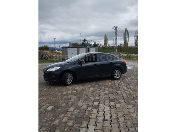 Sahibinden Ford Focus 1.6 Ti-VCT Style 2014 Model