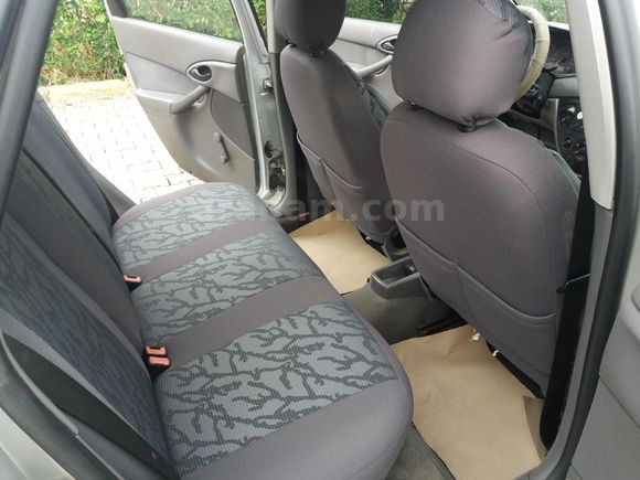 Sahibinden Ford Focus 1.6 Ambiente 2000 Model  329.000 km Gri (Gümüş)