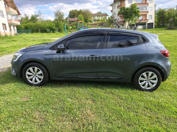 Sahibinden Renault Clio 2022 Model