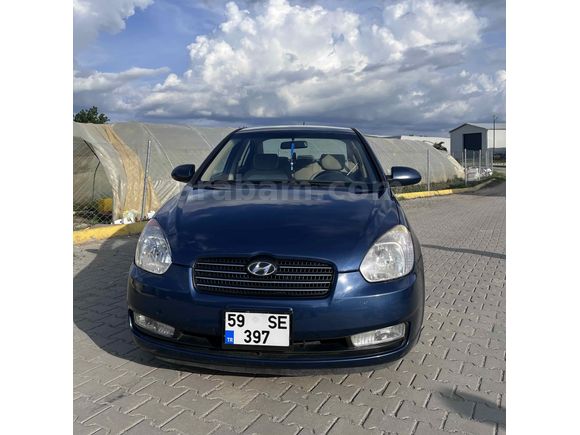 Sahibinden Hyundai Accent Era 1.4 Select 2008 Model  270.000 km Lacivert