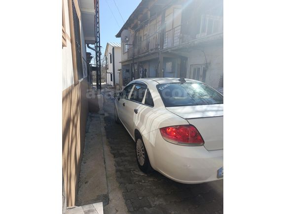 Sahibinden Fiat Linea 1.4 Fire Active Plus 2013 Model  231.000 km Beyaz