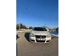 Sahibinden Volkswagen Jetta 1.6 TDi Comfortline 2011 Model  273.000 km Beyaz