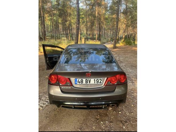 Sahibinden Honda Civic 1.6i VTEC Premium 2010 Model 