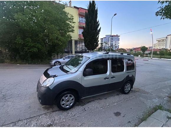 Sahibinden Renault Kangoo 1.5 dCi Expression 2011 Model