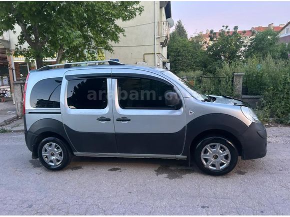 Sahibinden Renault Kangoo 1.5 dCi Expression 2011 Model