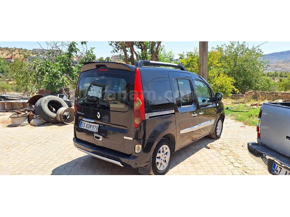 Sahibinden Renault Kangoo Multix 1.5 dCi Pampa 2012 Model