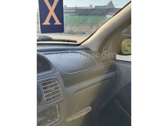 Sahibinden Renault Clio 1.4 RTA 2000 Model 