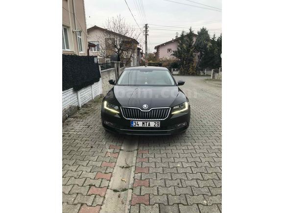 Sahibinden Skoda SuperB 1.4 TSI Style 2017 Model 