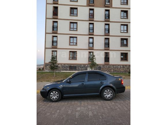 Sahibinden Volkswagen Bora 1.6 Trendline 2000 Model