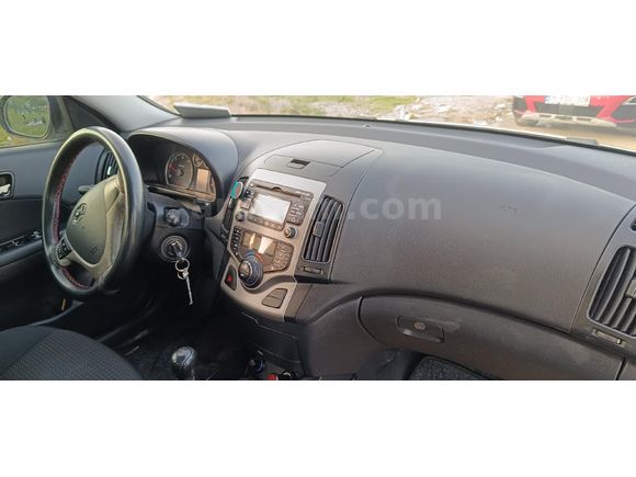 Sahibinden Hyundai i30 1.6 CRDi Select 2009 Model