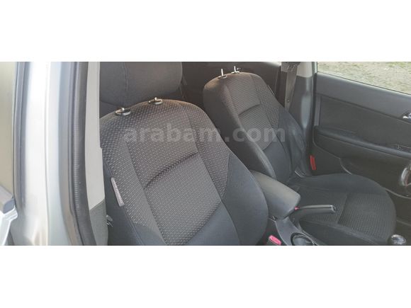 Sahibinden Hyundai i30 1.6 CRDi Select 2009 Model