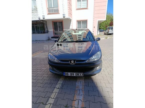 Sahibinden Peugeot 206 1.4 Comfort 2009 Model