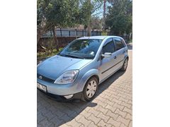 Sahibinden Ford Fiesta 1.4 TDCi Comfort 2006 Model  270.000 km Mavi