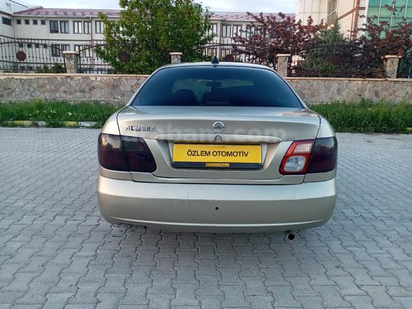2004 Nissan Almera 1.5 Tekna
