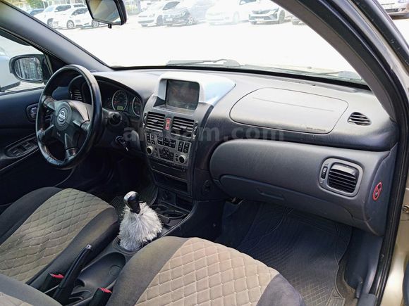 2004 Nissan Almera 1.5 Tekna