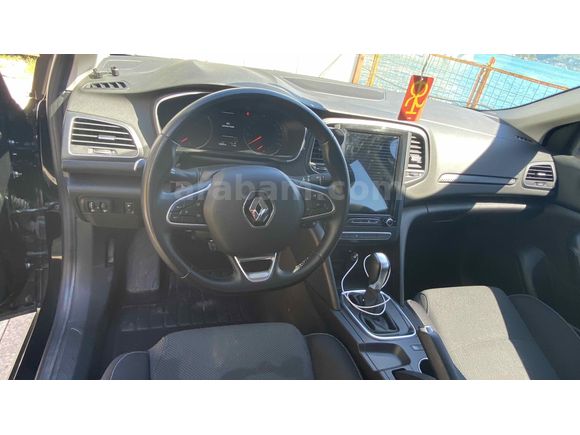 2022 MEGANE 1.3 - DÜŞÜK KM TEMİZ ARAÇ
