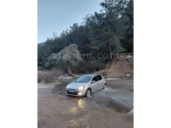 Sahibinden Renault Clio 1.2 Extreme 2011 Model  180.000 km Gri (metalik)