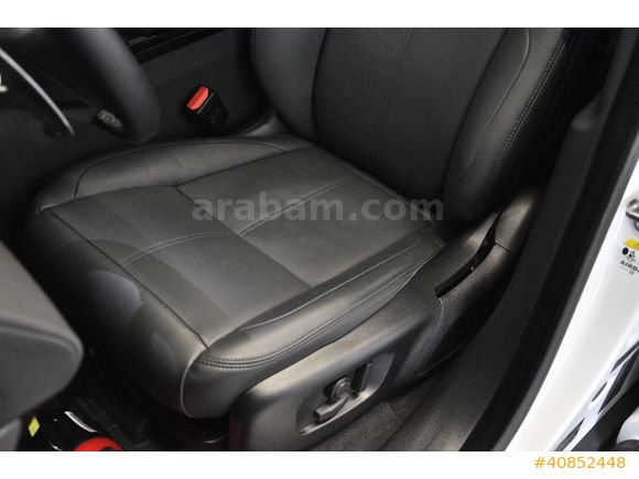 OTOMOL MERTER 2023 LAND ROVER RANGE ROVER VELAR 2.0 DYNAMIC SE