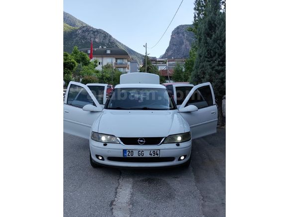 8 Yıllık Sahibinden Opel Vectra 2.0 CDX 2000 Model