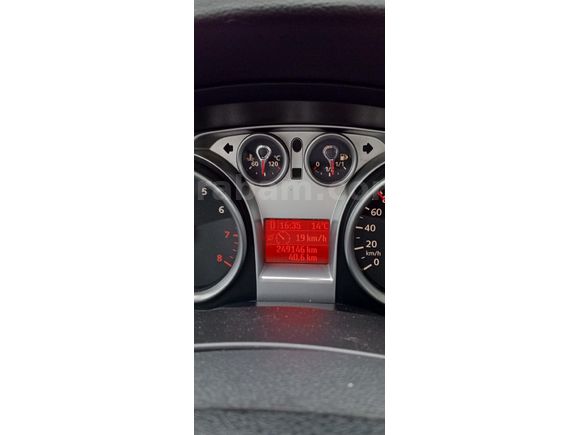 Sahibinden Ford Focus 1.6 Comfort 2010 Model