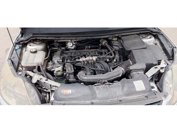 Sahibinden Ford Focus 1.6 Comfort 2010 Model