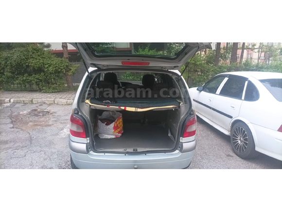 Sahibinden Renault Scenic 1.9 dCi Privilege 2001 Model