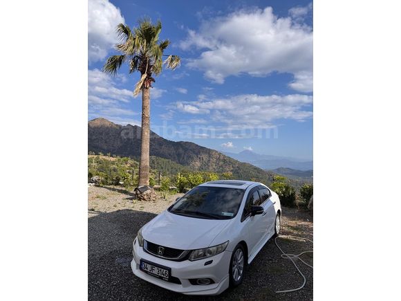 Sahibinden Honda Civic 1.6i VTEC Eco Elegance 2012 Model 