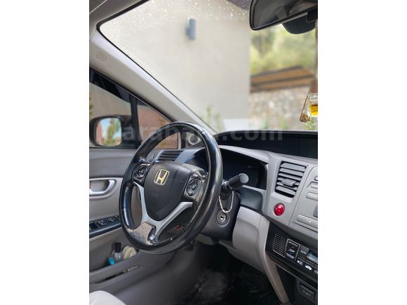 Sahibinden Honda Civic 1.6i VTEC Eco Elegance 2012 Model 