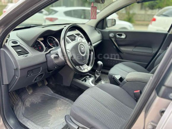 Sahibinden Renault Megane 1.6 Exception 2010 Model 