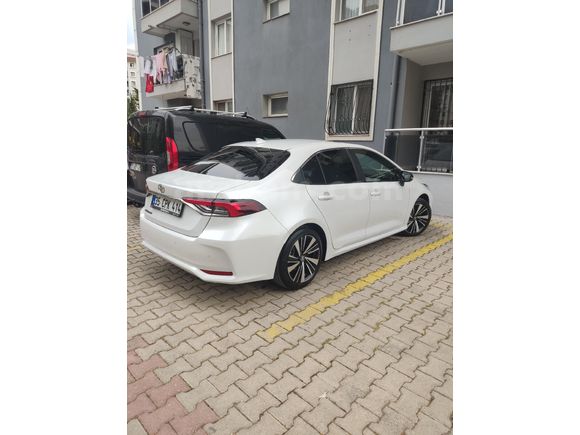 LPG'Li Toyota Corolla 1.5 Flame X-Pack 2025 Model