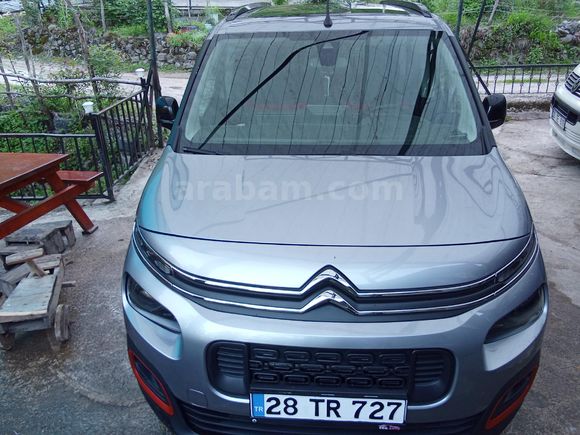 Sahibinden Citroen Berlingo 1.5 BlueHDI Shine Bold 2023 Model Giresun 80.000 km Gri
