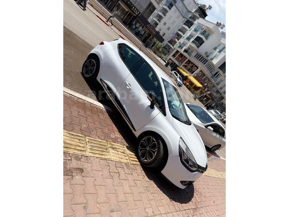 Sahibinden Renault Clio 1.5 dCi Touch 2015 Model