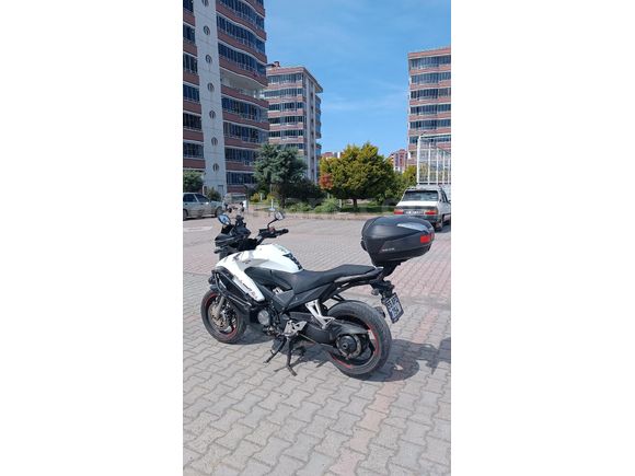 TEMİZ VFR 800 X CROSSRUNNER HIZLI OLAN ALIR.
