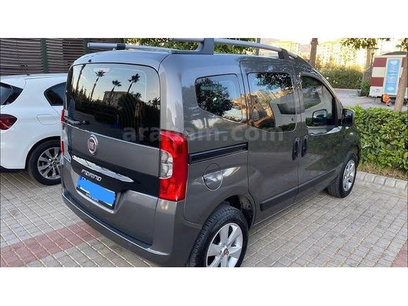 Sahibinden Fiat Fiorino Combi 1.4 Eko Pop 2023 Model Diyarbakır 70.913 km füme (Füme)