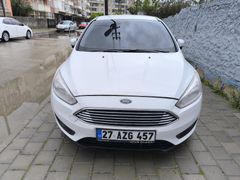 Sahibinden Ford Focus 1.5 TDCi Style 2015 Model  283000 km Beyaz