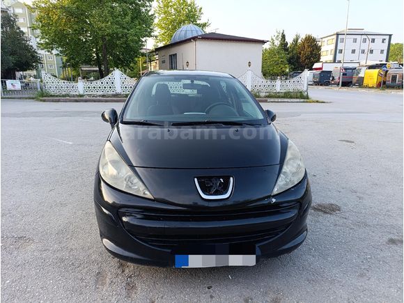 Sahibinden Peugeot 207 1.4 HDi Trendy 2009 Model  280.000 km Siyah