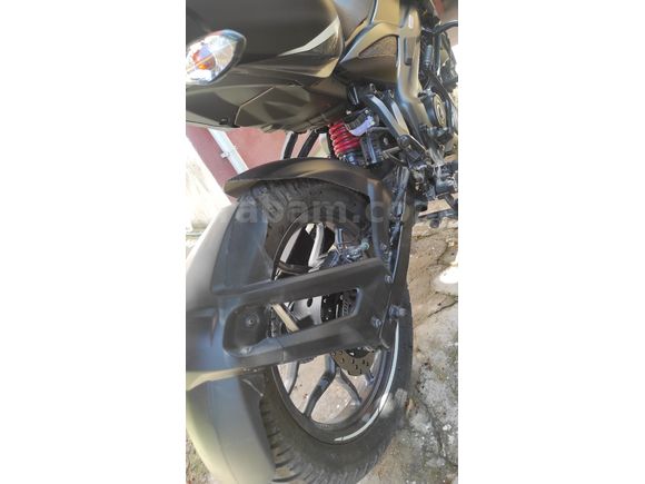 Sıfır Ayarında Bajaj Pulsar 125 NS