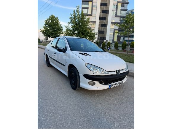 Sahibinden Peugeot 206 1.4 Comfort 2010 Model Aktif Kullanılan Temiz