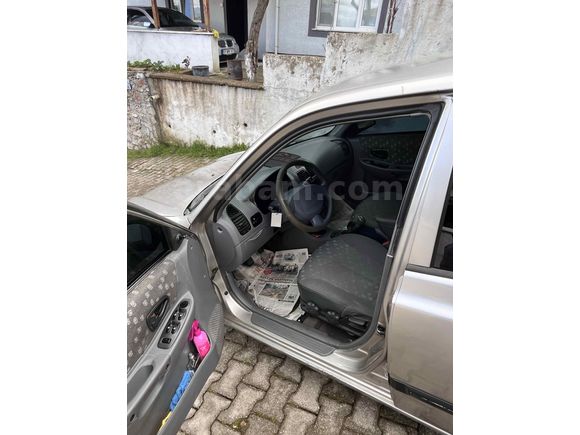 Sahibinden Hyundai Accent 1.3 Admire 2006 Model 