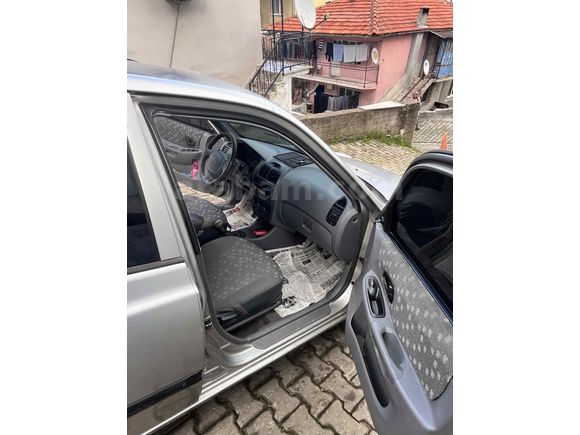 Sahibinden Hyundai Accent 1.3 Admire 2006 Model 