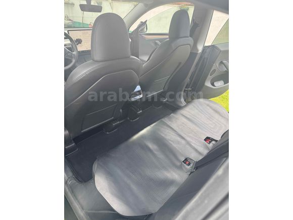 Sahibinden Tesla Model Y Long Range AWD 2023 Model 